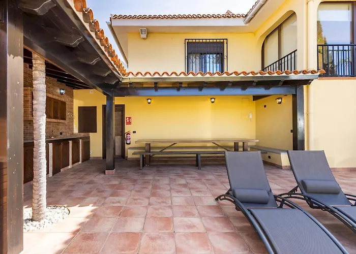 Home2book Charming Haven Bbq & Pool, Alpehytte